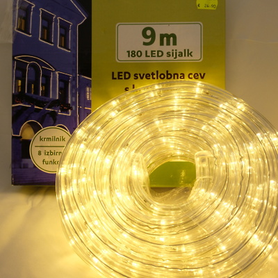 Lučke zunanje/notranje SVETLOBNA CEV TOPLO BELA 9m, 8 PROGRAMOV 820949