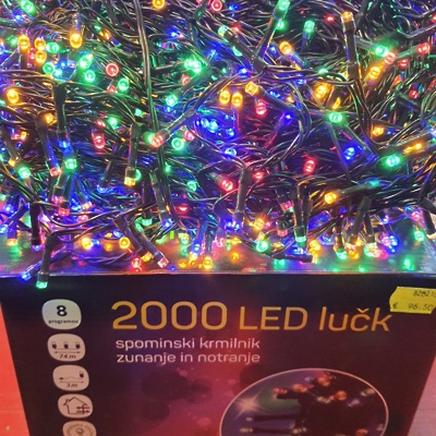 Lučke zunanje/notranje 2000LED PISANA 8 PROGRAMOV 820210
