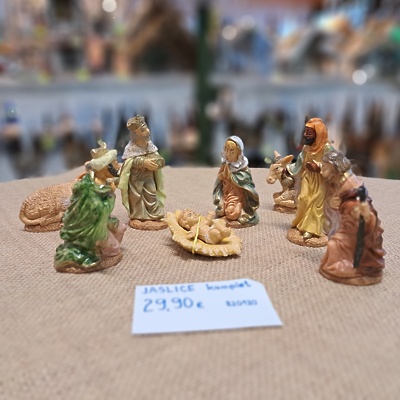Figurice in dodatki za jaslice SV. DRUŽINA 10cm komplet 820120