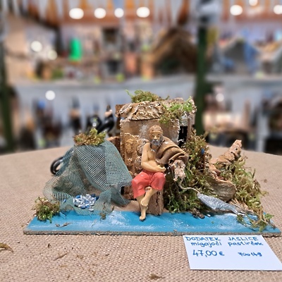 Figurice in dodatki za jaslice PASTIRČEK MIGAJOČI ribič 700149